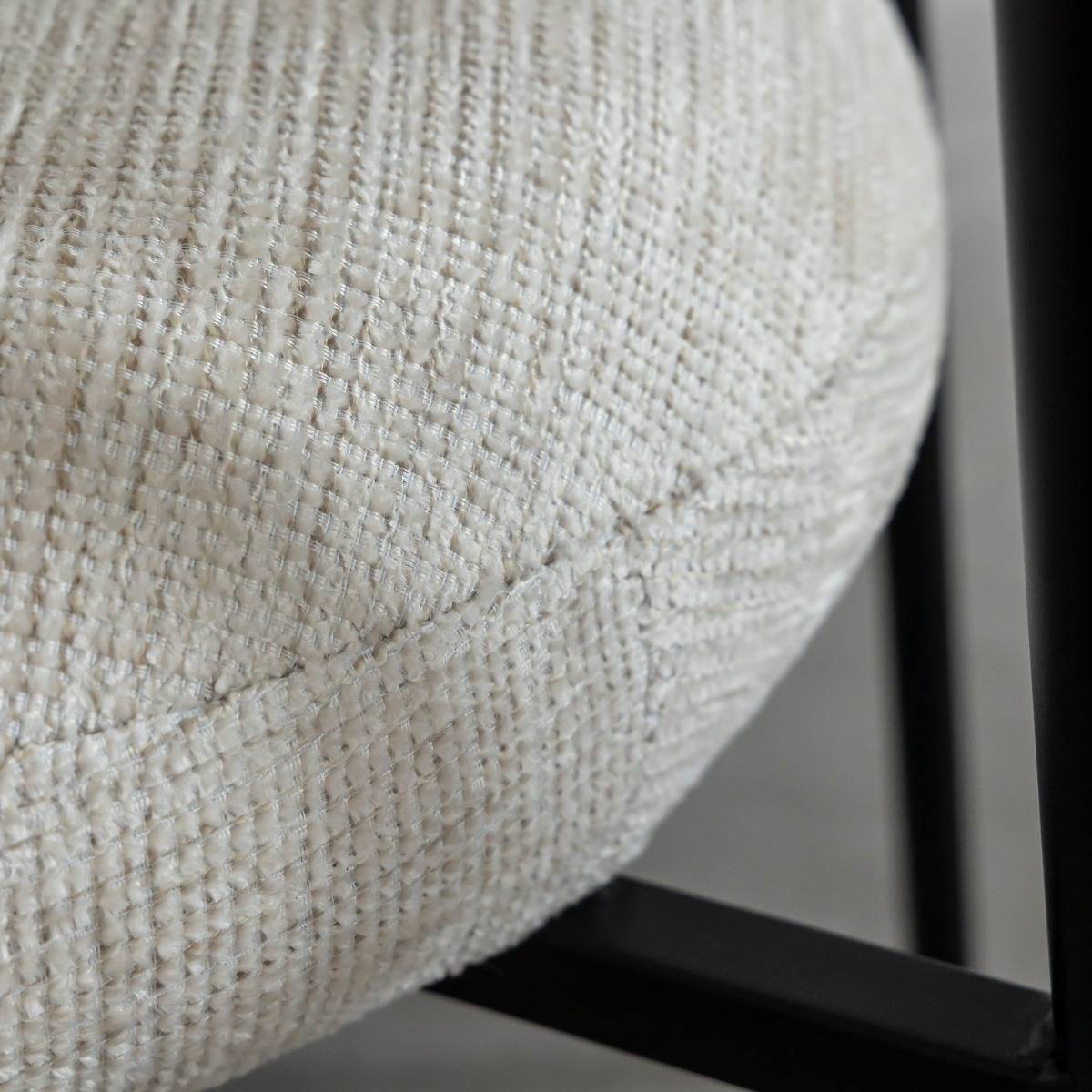 Chaise en tissu écru et pieds en métal noir Kanoa (lot de 2)