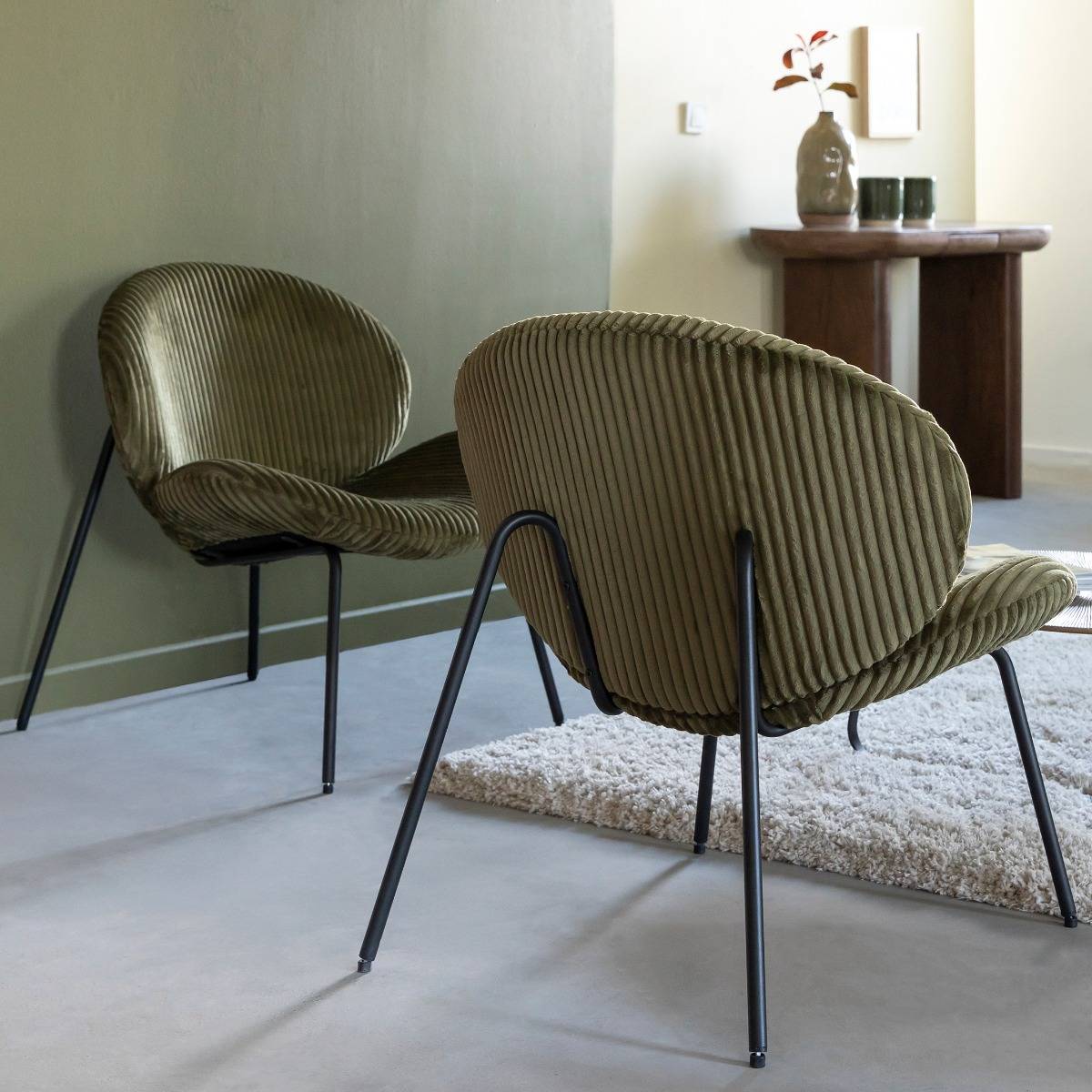 Fauteuil en velours vert Kanoa