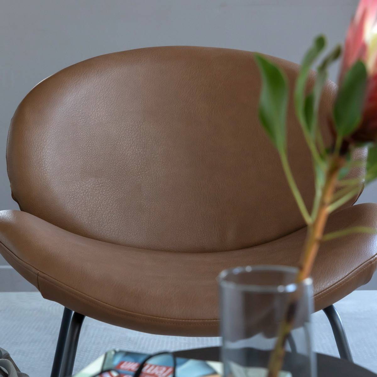 Fauteuil en simili-cuir Dorian