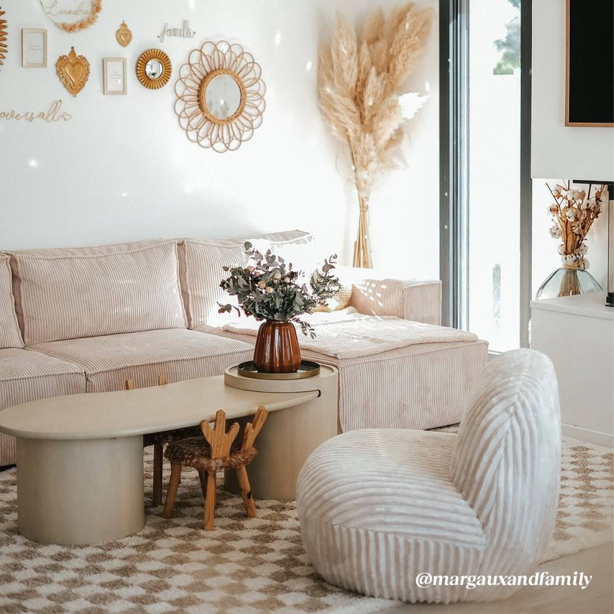 Fauteuil confort en velours côtelé beige écru Soléa
