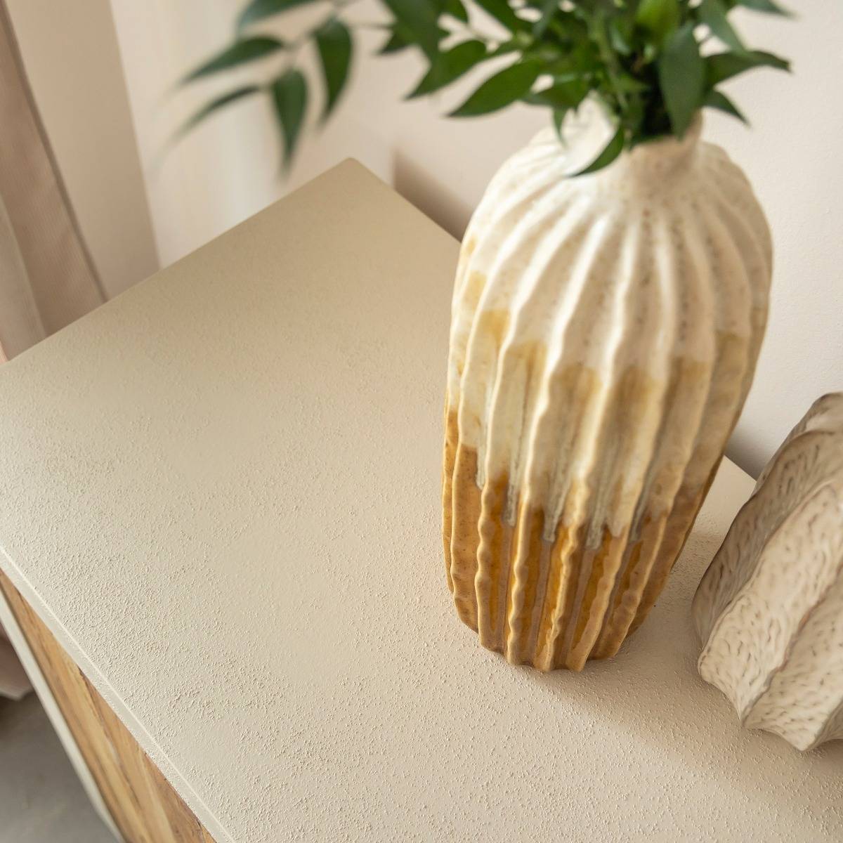 Buffet 2 portes avec étagères effet béton en bois recyclé Dalva