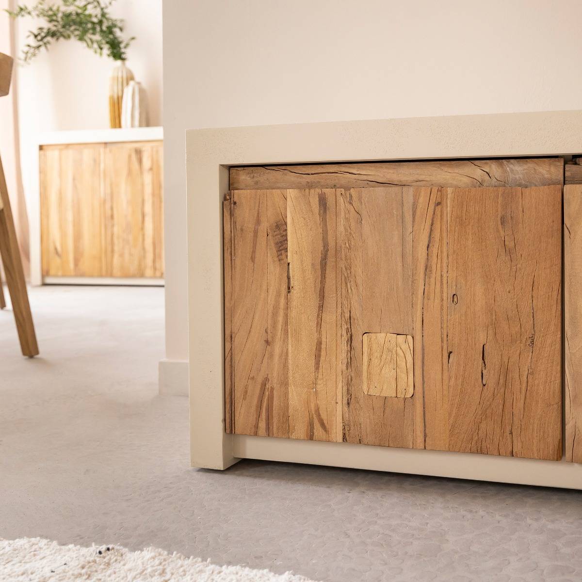 Meuble TV 2 portes et 1 étagère effet béton et bois recyclé Dalva