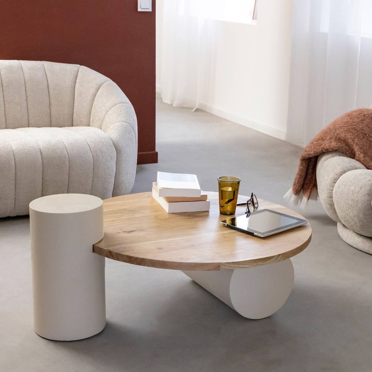 Table basse ronde en bois effet béton et bois d'acacia Dalva