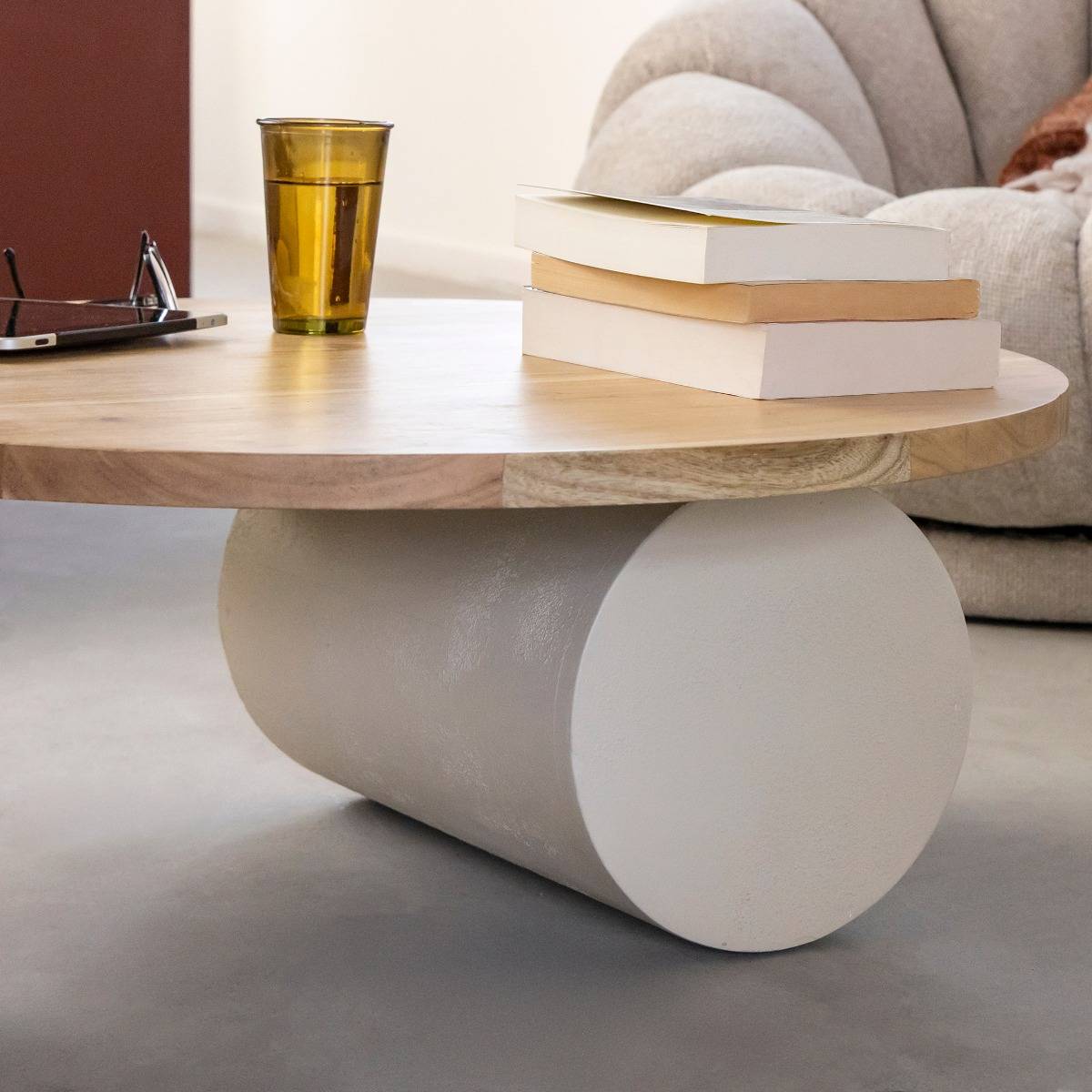 Table basse ronde effet béton et bois d'acacia Dalva