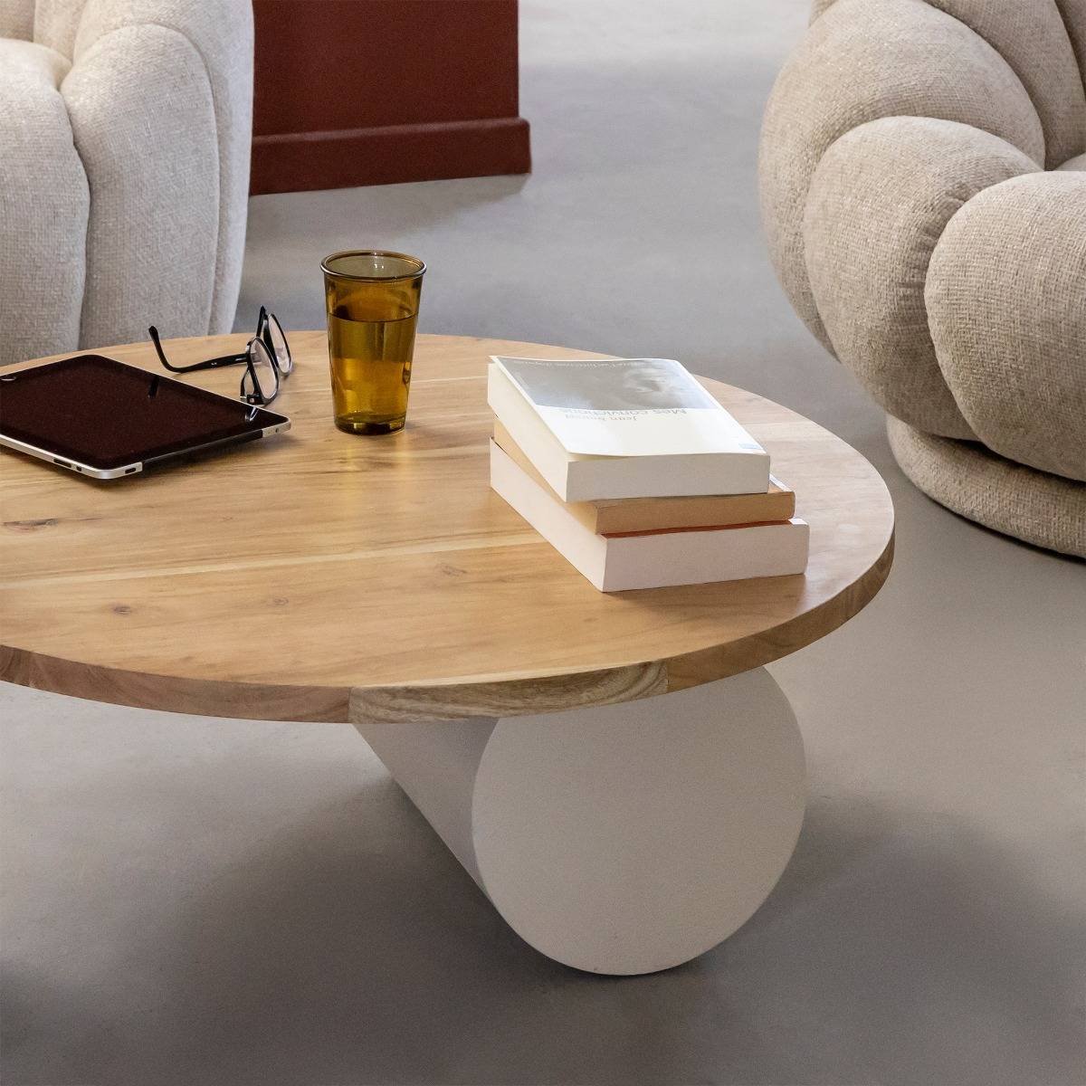 Table basse ronde effet béton et bois d'acacia Dalva