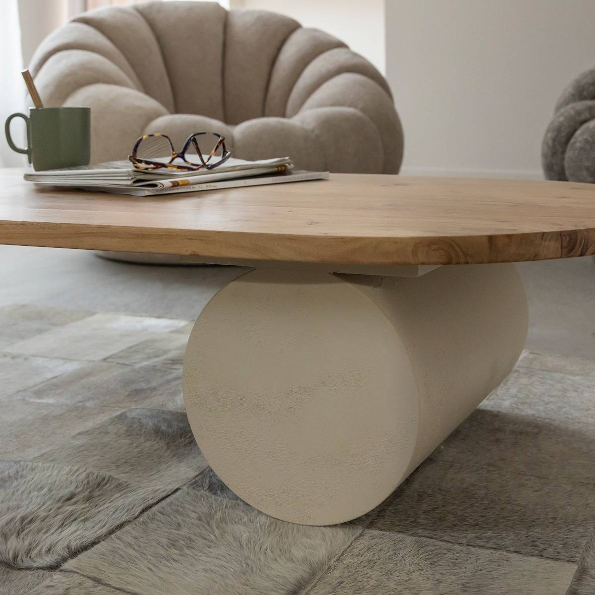 Table basse ovale en bois effet béton et bois d'acacia Dalva