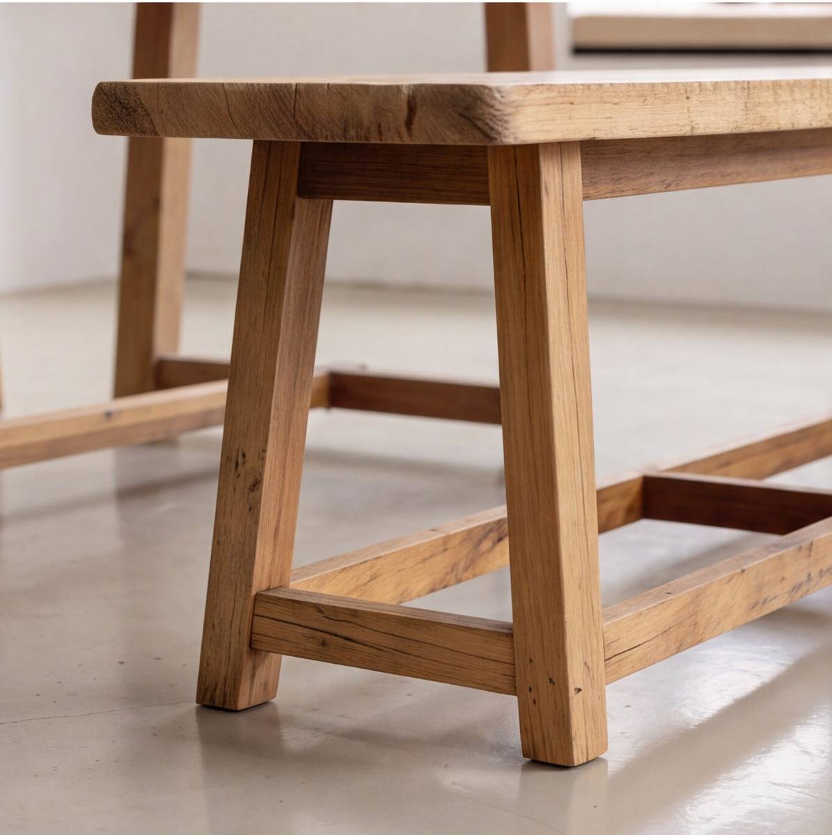 Banc en bois recyclé Eurydice