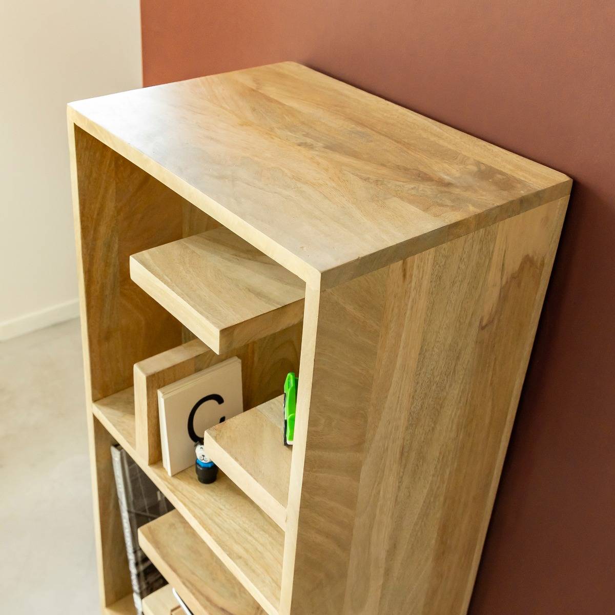 Etagère en bois de manguier Read