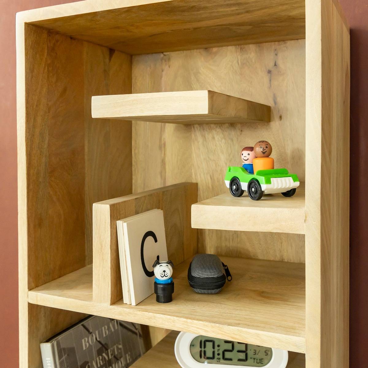 Etagère en bois de manguier Read