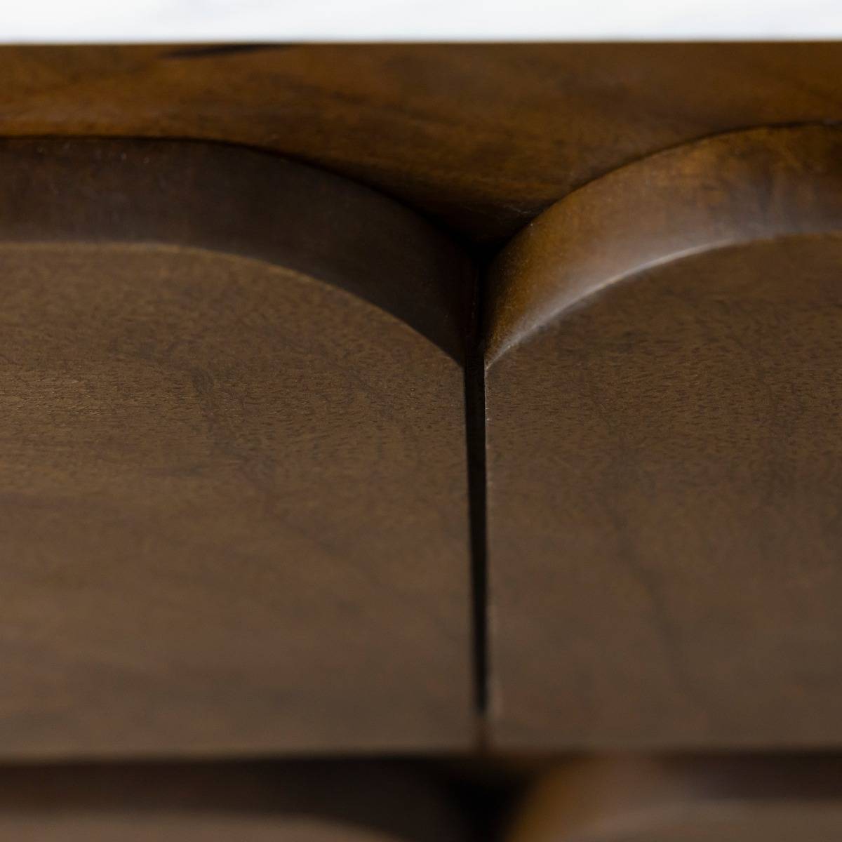 Meuble sous vasque 4 tiroirs en bois de manguier et marbre Sienne