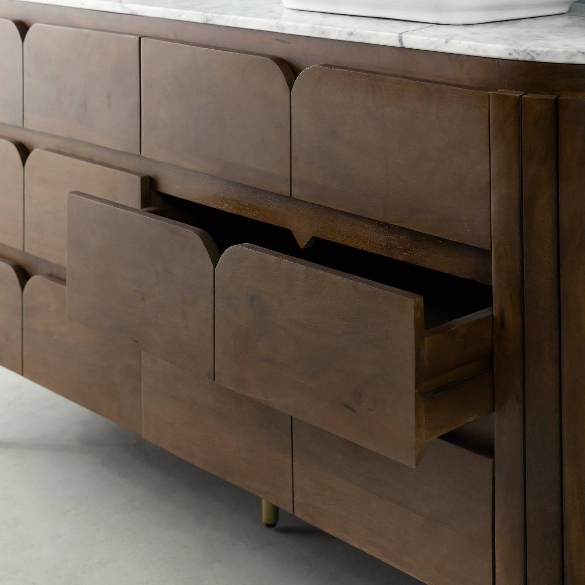 Meuble sous vasque 4 tiroirs en bois de manguier et marbre Sienne