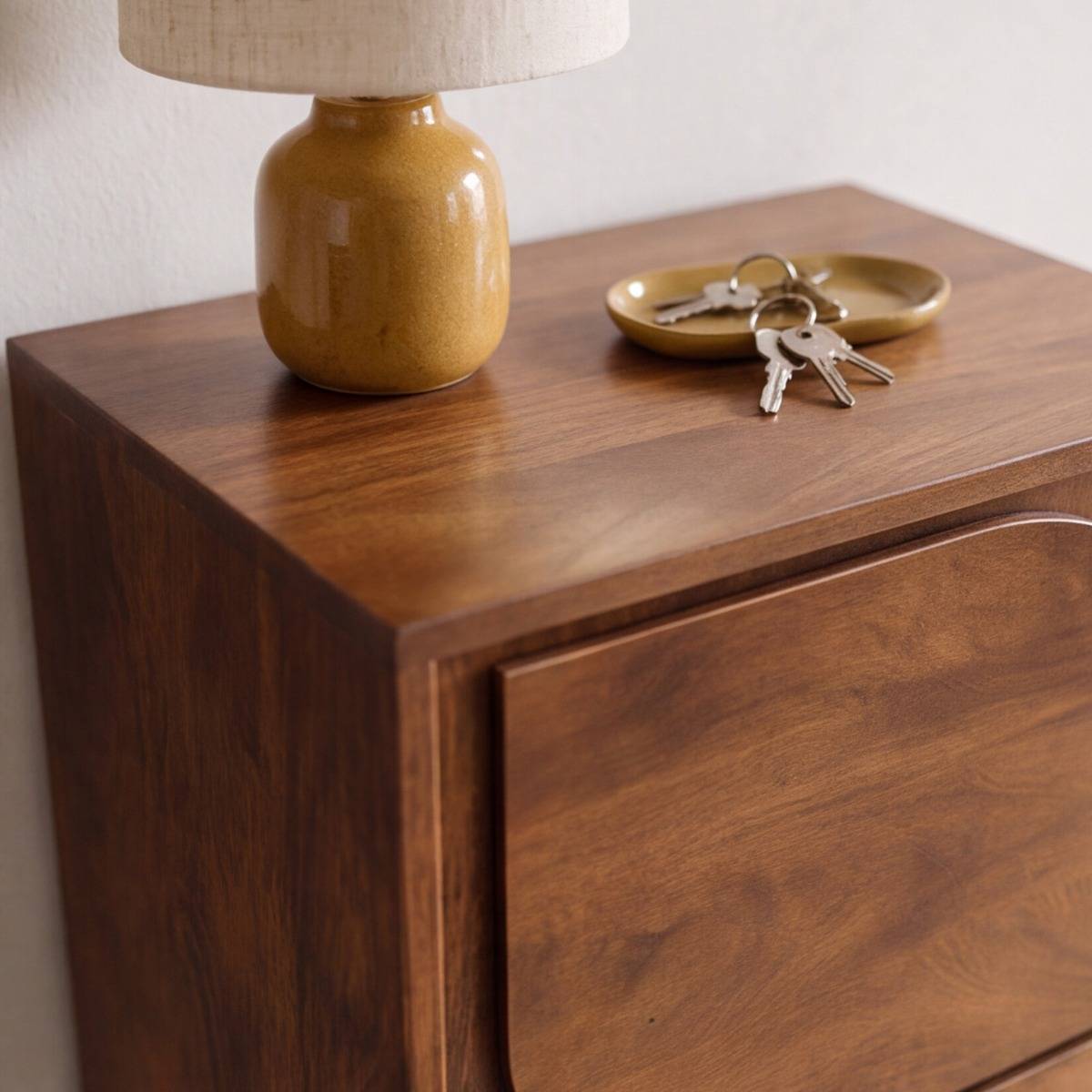 Chiffonnier en bois de manguier Laurent