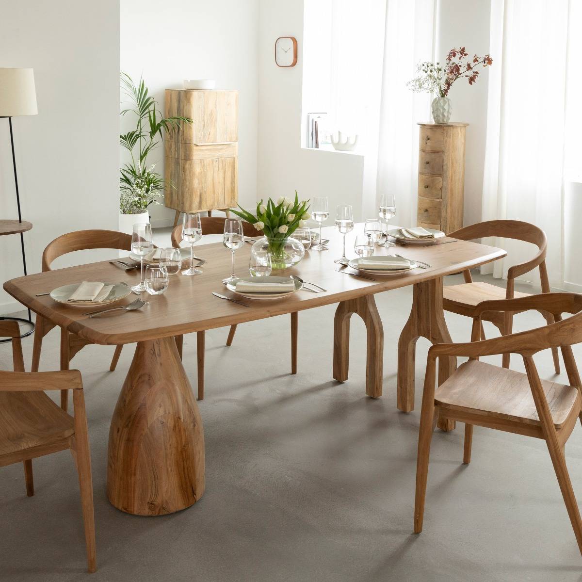 Table à manger en bois d'Acacia Anaé