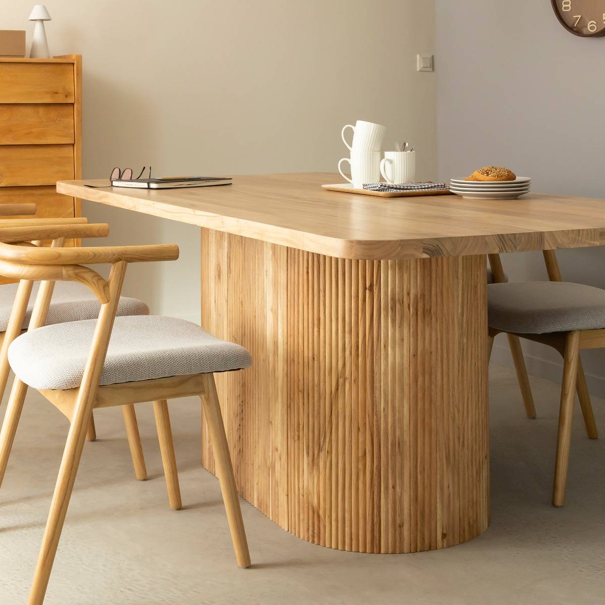 Table à manger en bois d'acacia Vali
