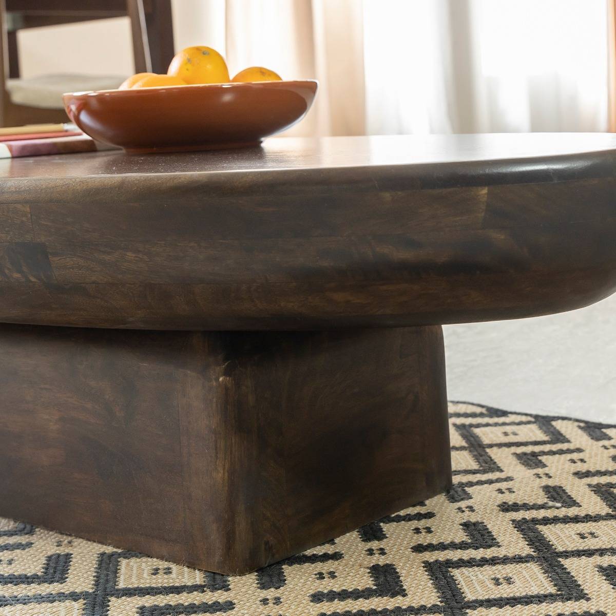 Table basse ovale en bois de manguier Morana
