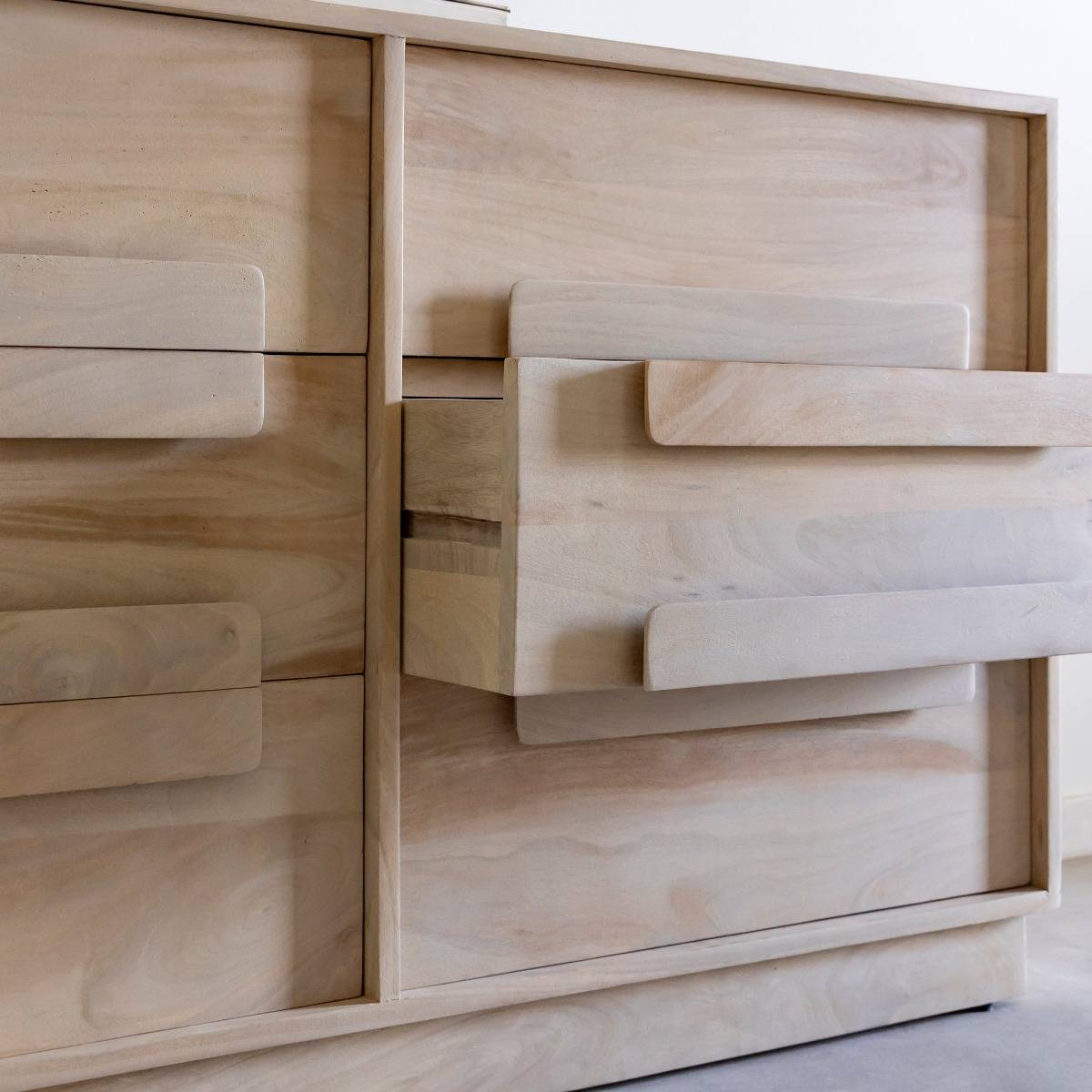 Commode en bois de manguier Lioris