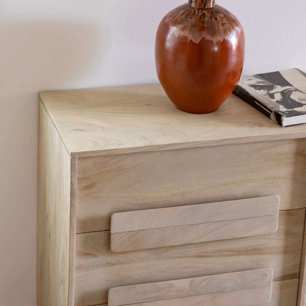 Commode en bois de manguier Lioris