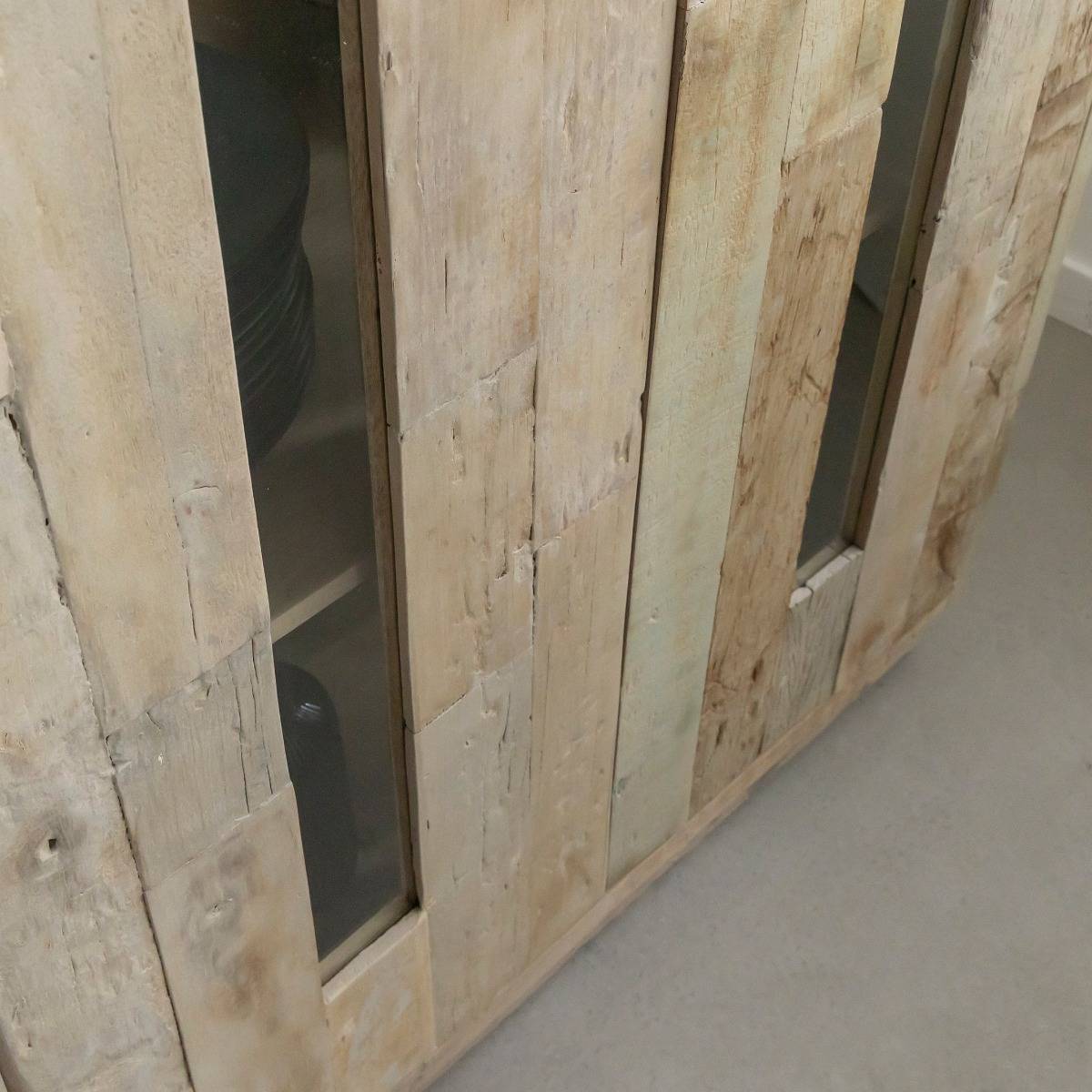 Vitrine en bois recyclé Damian