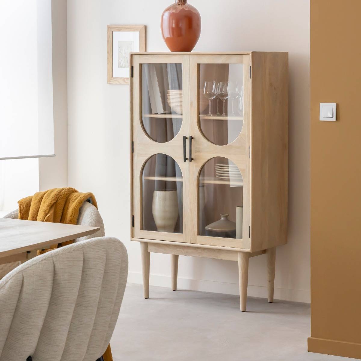 Vitrine 2 portes en bois de manguier Lydia