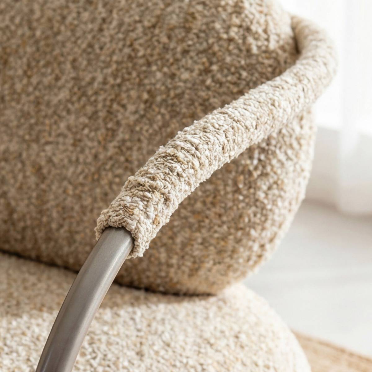 Fauteuil en tissu beige chiné Cassy