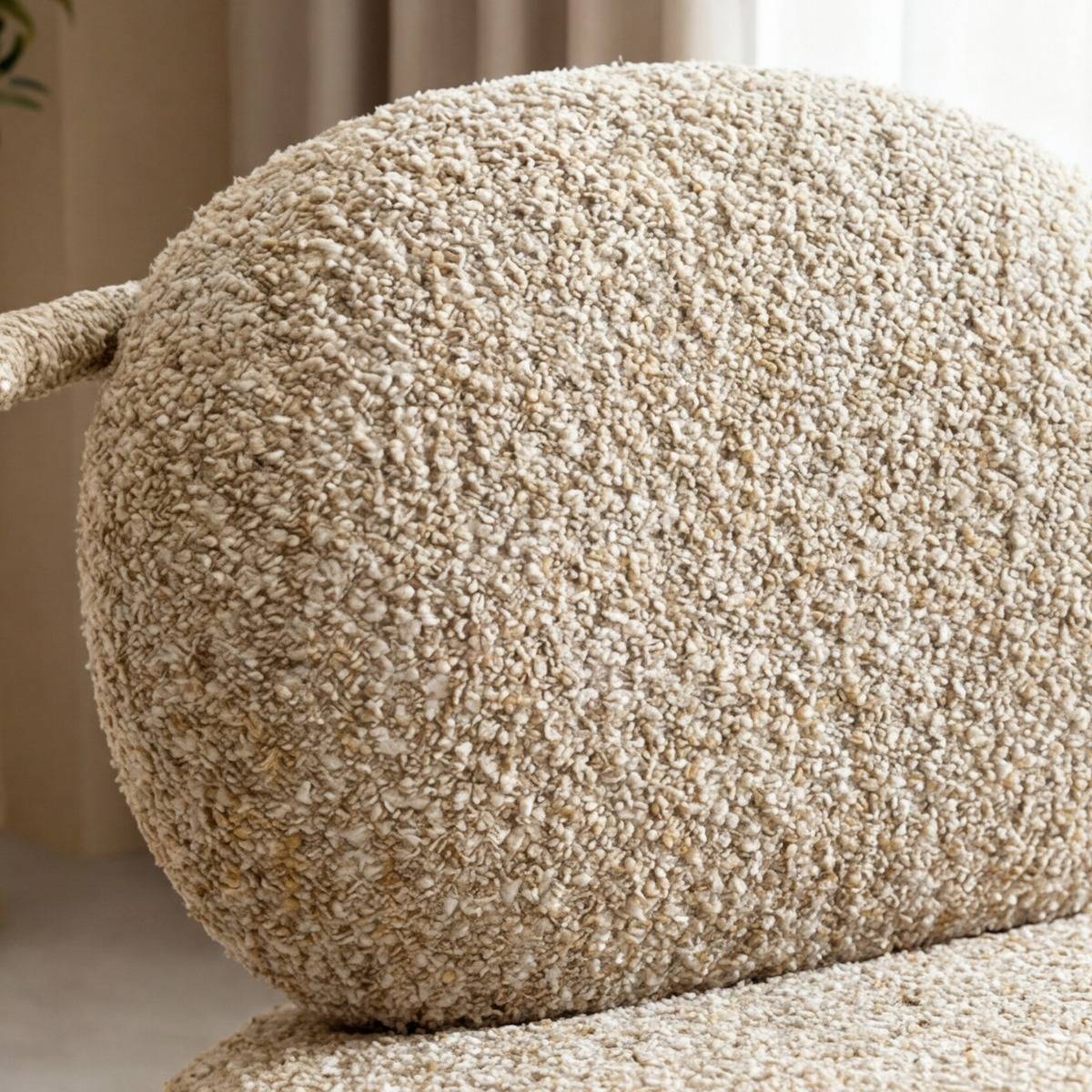 Fauteuil en tissu beige chiné Cassy