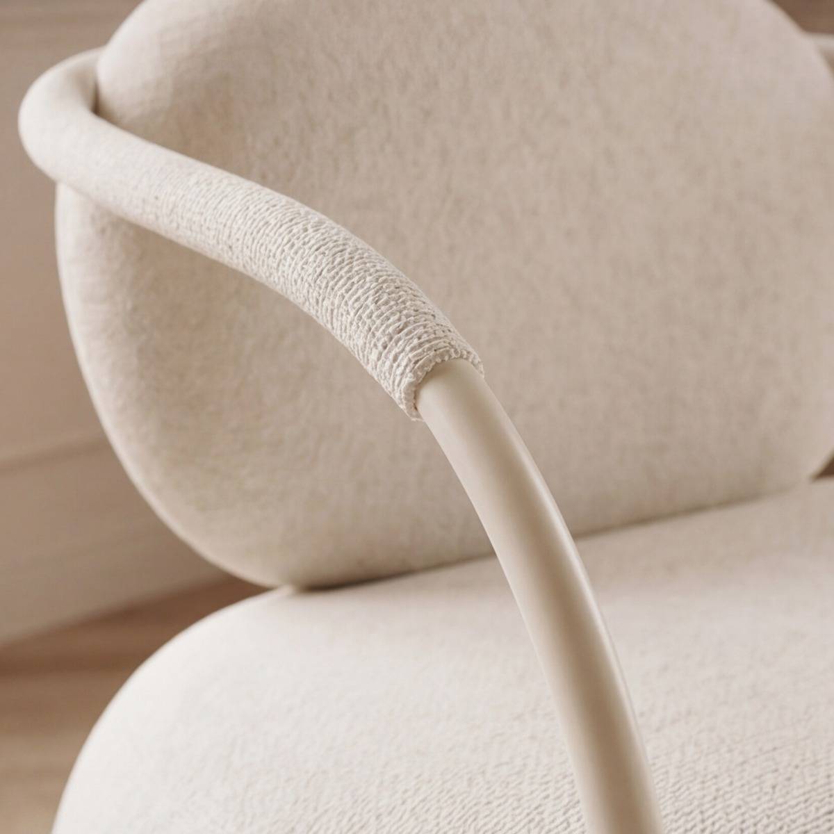 Fauteuil en tissu écru Cassy