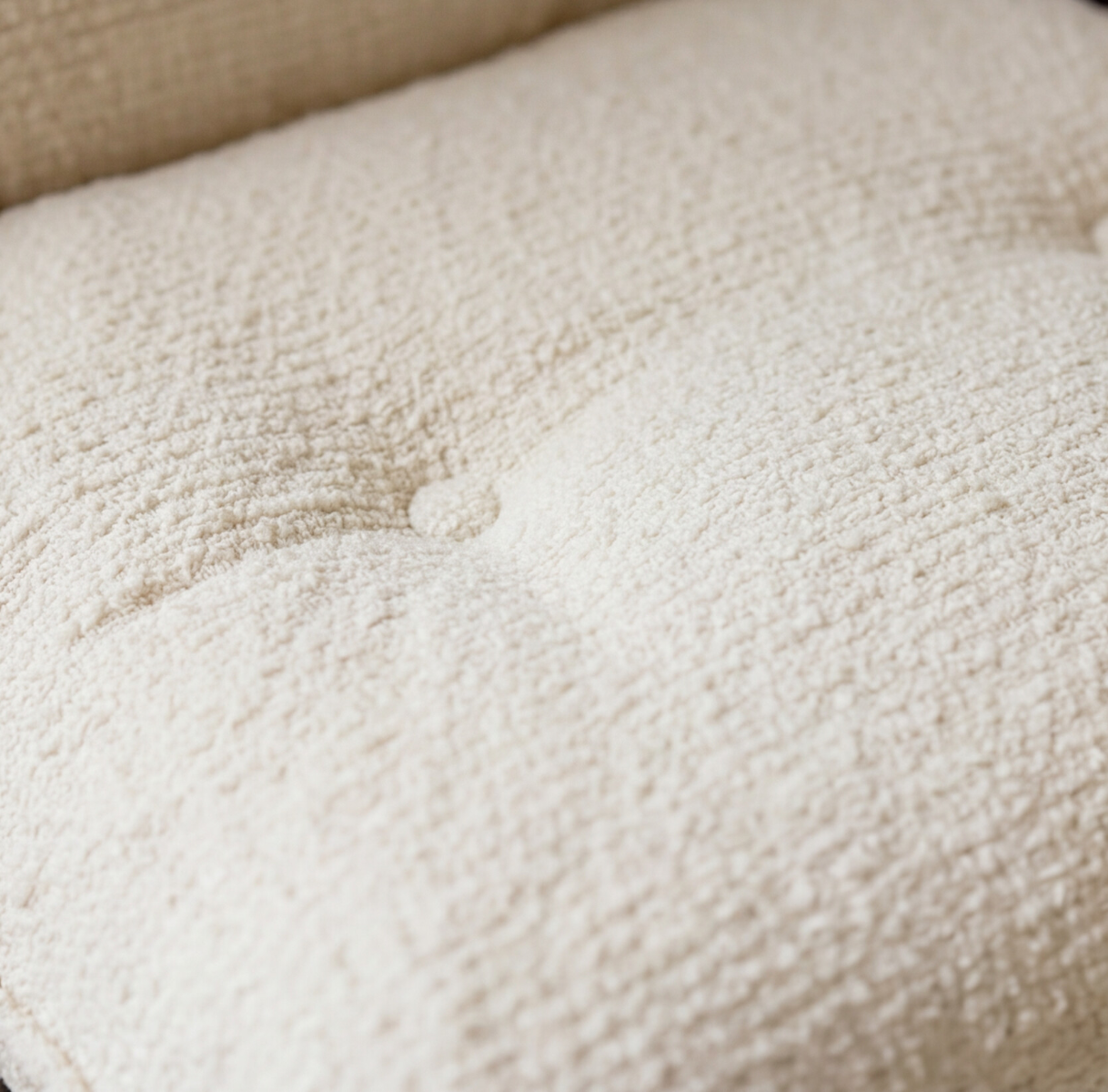 Fauteuil en tissu écru et pieds en chrome Chelsea