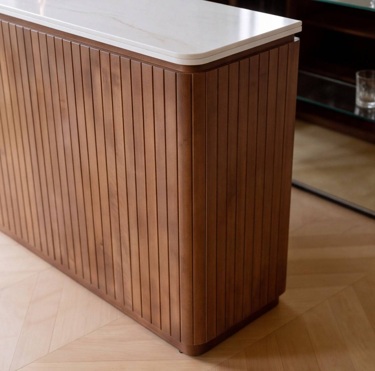 Meuble bar en bois de manguier et marbre Marion