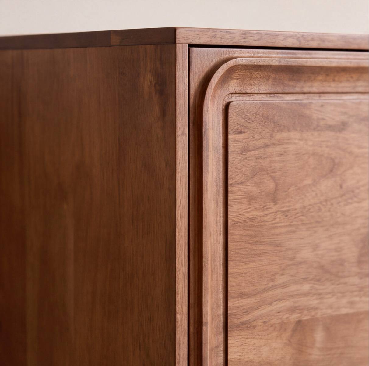Buffet haut en bois de manguier foncé Vivienne