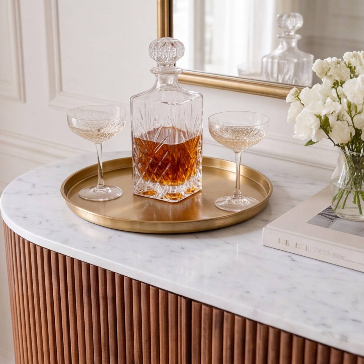 Meuble bar en bois de manguier et en marbre Elvina