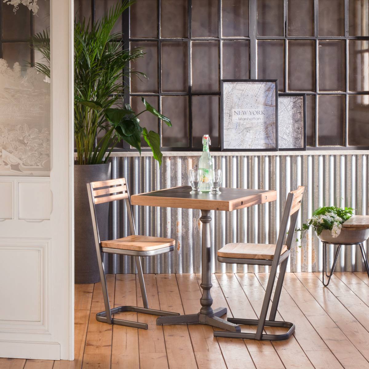 chaise industrielle bistrot