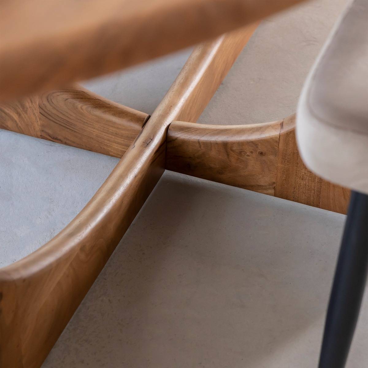 Table à manger en bois d'acacia Azure