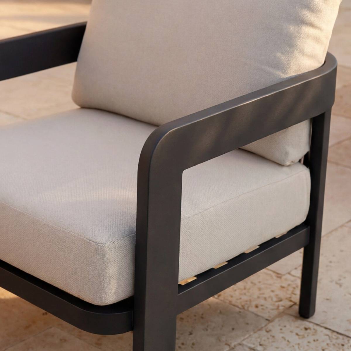Salon de jardin en aluminium gris foncé Loréa