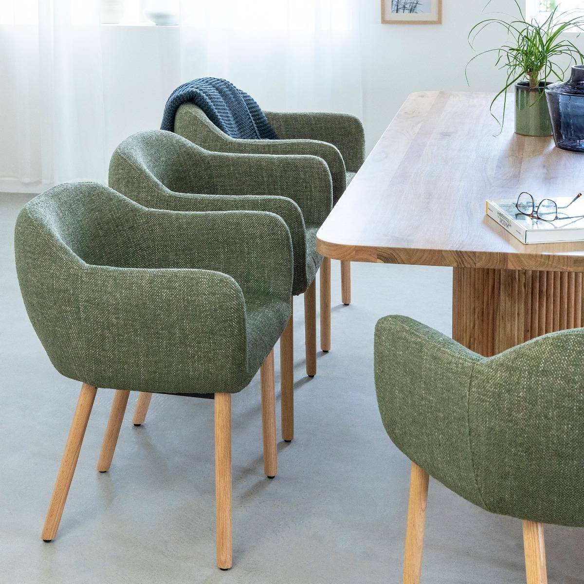 Chaise en tissu vert et pieds en bois Solène (lot de 2)