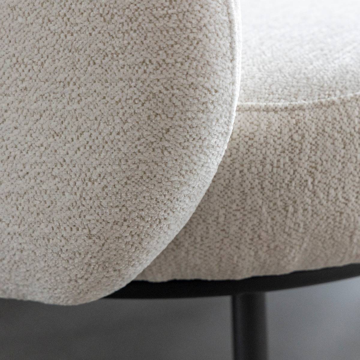 Canapé en tissu bouclette écru Filipa