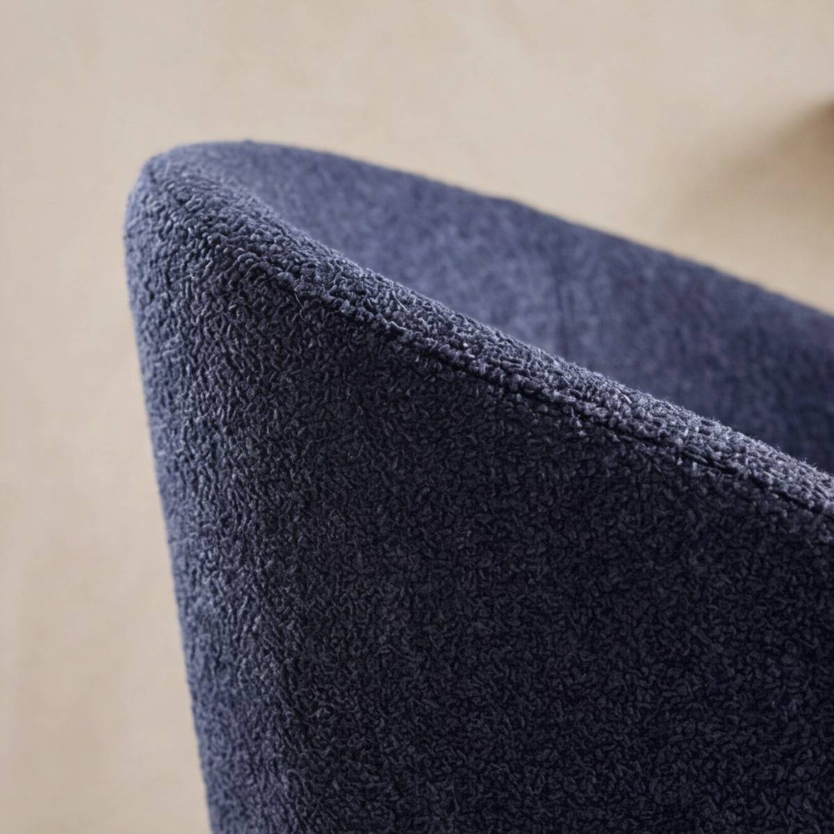 Chaise avec accoudoirs ronds en tissu bleu et pieds en métal Cléa (lot de 2)