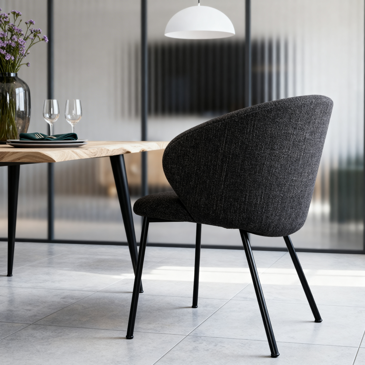 Chaise avec accoudoirs ronds en tissu gris anthracite et pieds en métal Cléa (lot de 2)