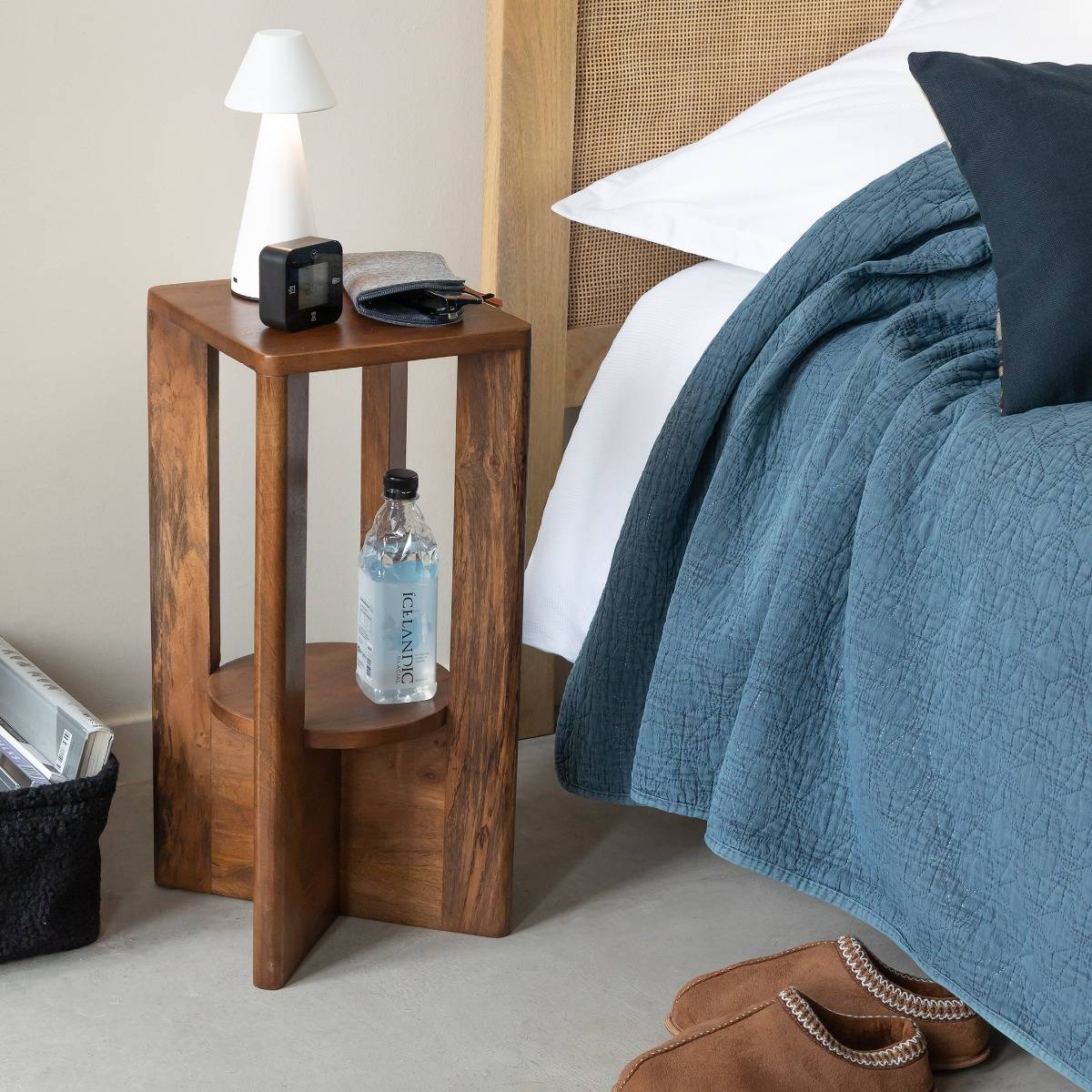 Table de chevet en bois de manguier Erine