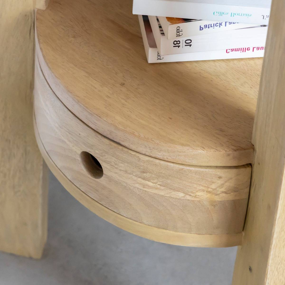 Table de chevet en bois de manguier Juliet