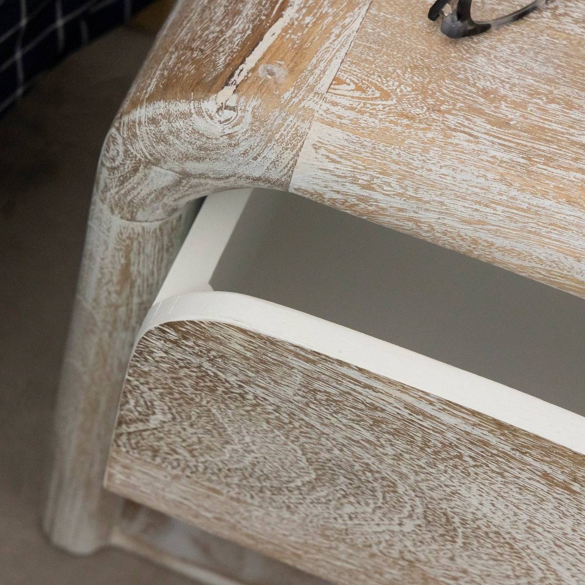 Table de chevet blanchie en bois de manguier Gilda