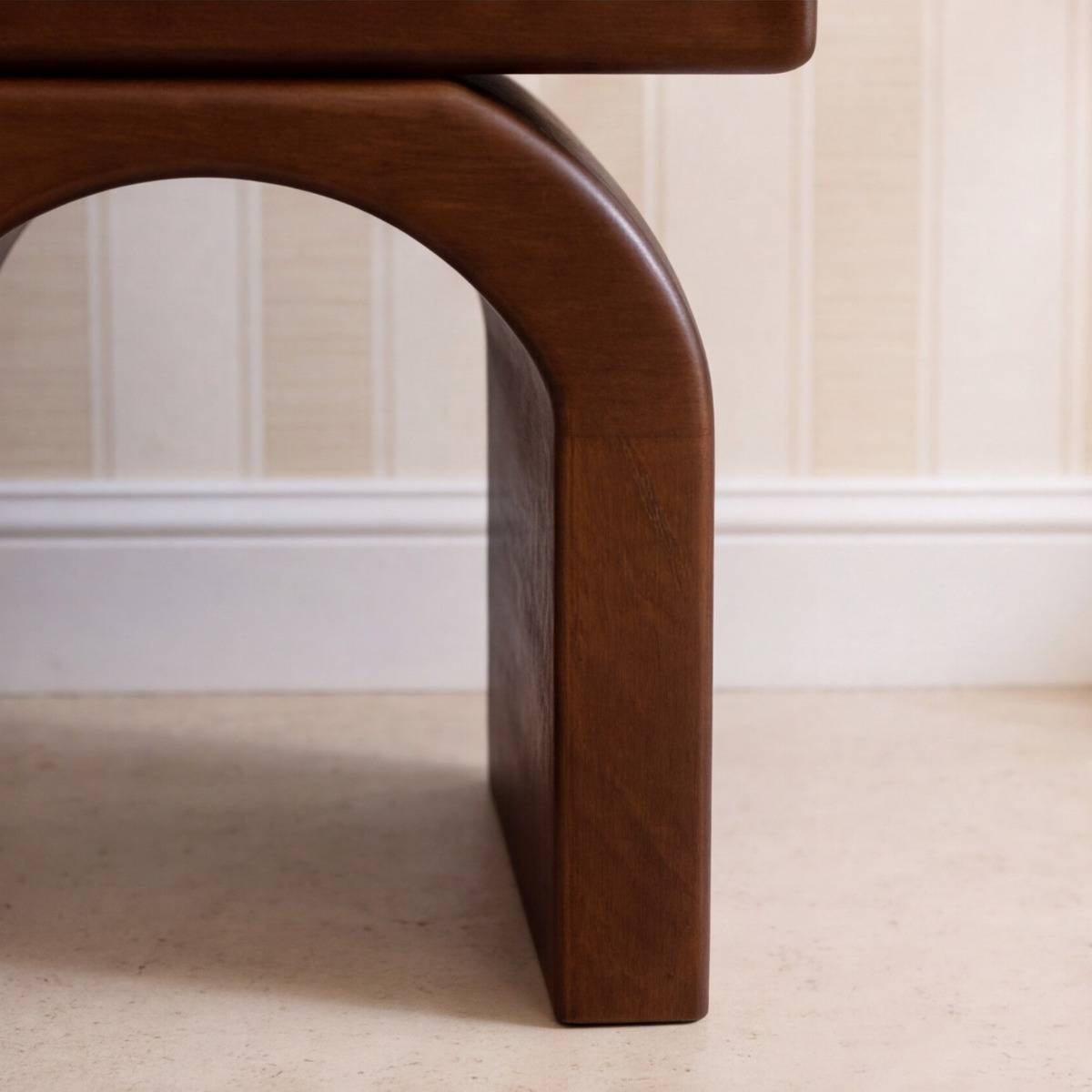 Table de chevet en bois de manguier Maora