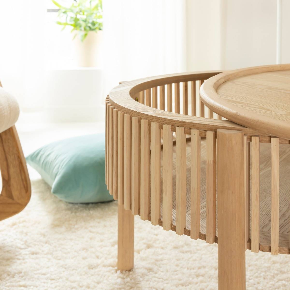 Table basse ronde  en bois de pin Vénus