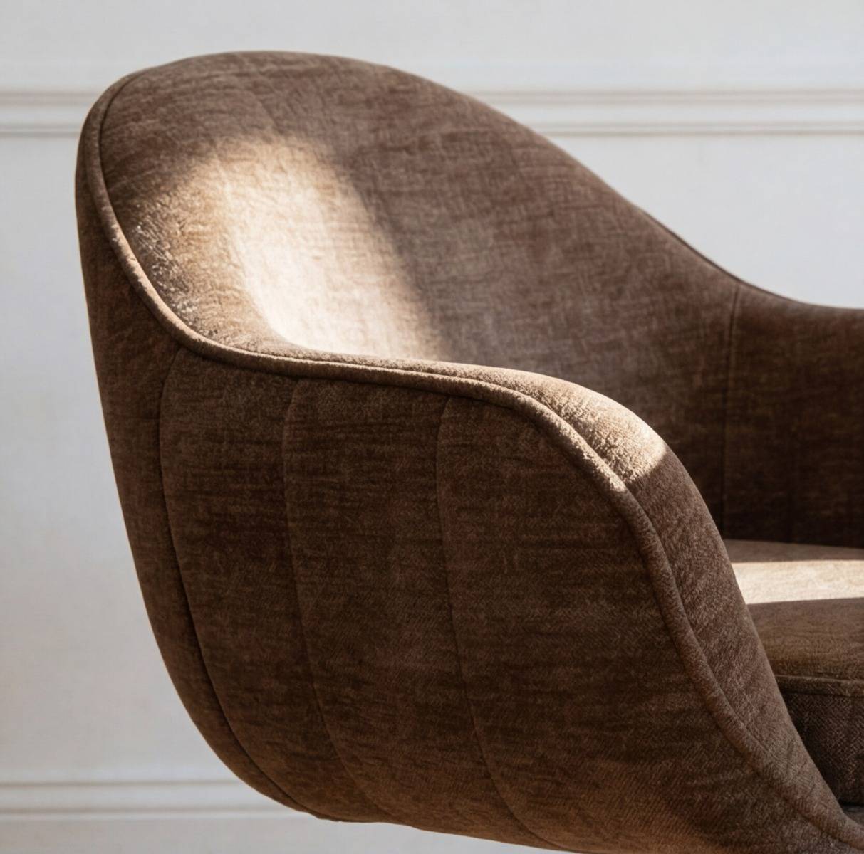 Chaise en tissu marron et pied central en métal beige Florine (lot de 2)