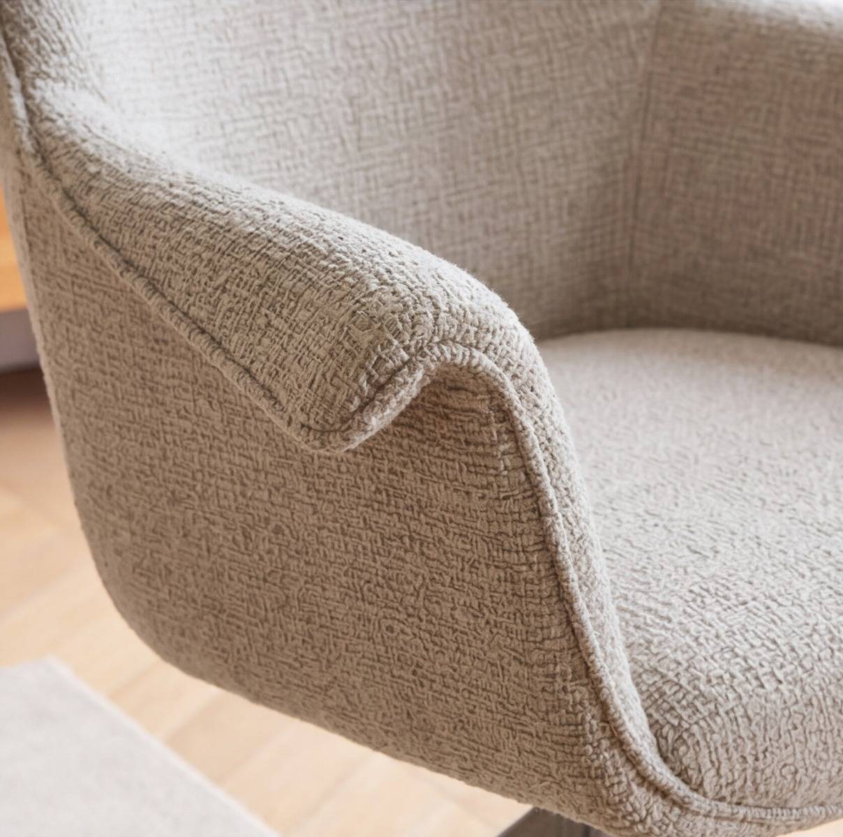 Chaise en tissu beige chiné et pied central en métal taupe Florine (lot de 2)