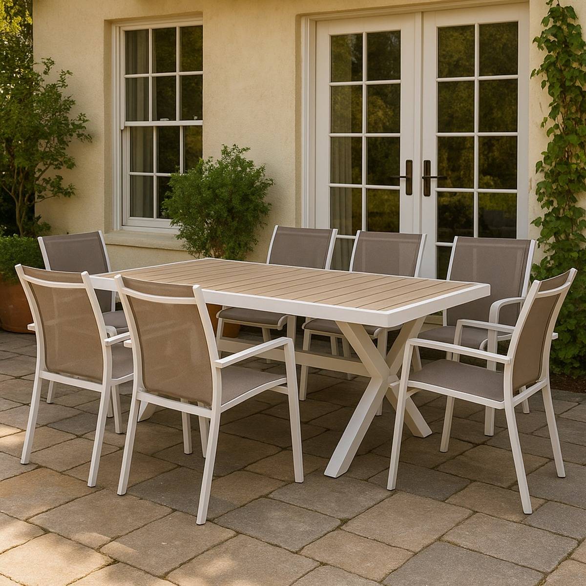 Table de jardin blanche et effet bois en aluminium Ayden