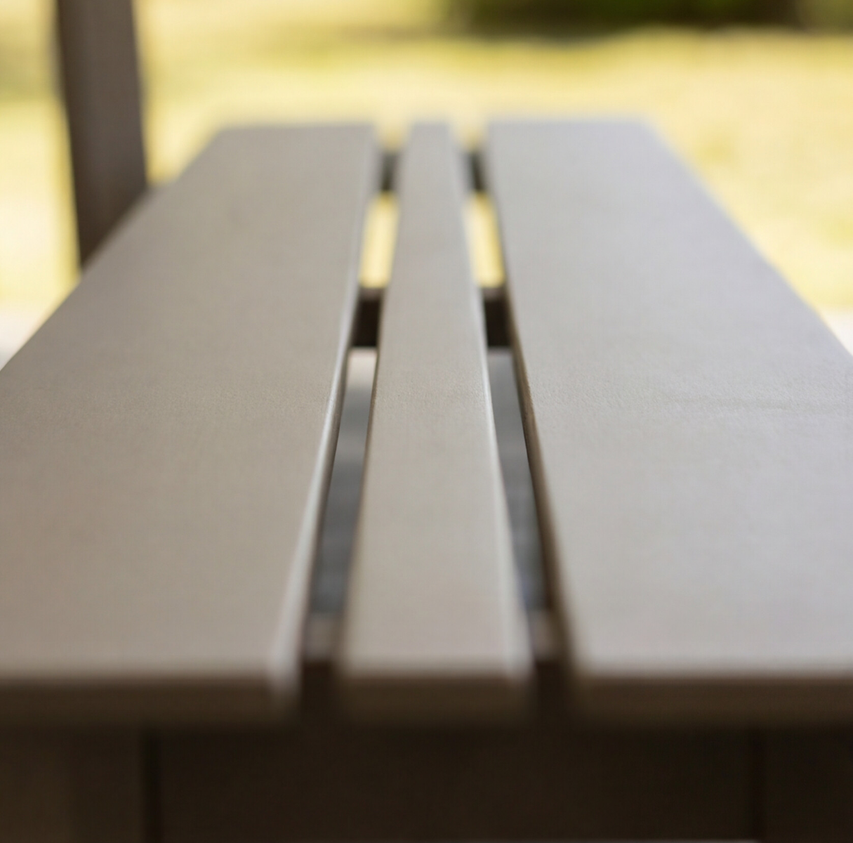 Banc de jardin en aluminium taupe Apollon