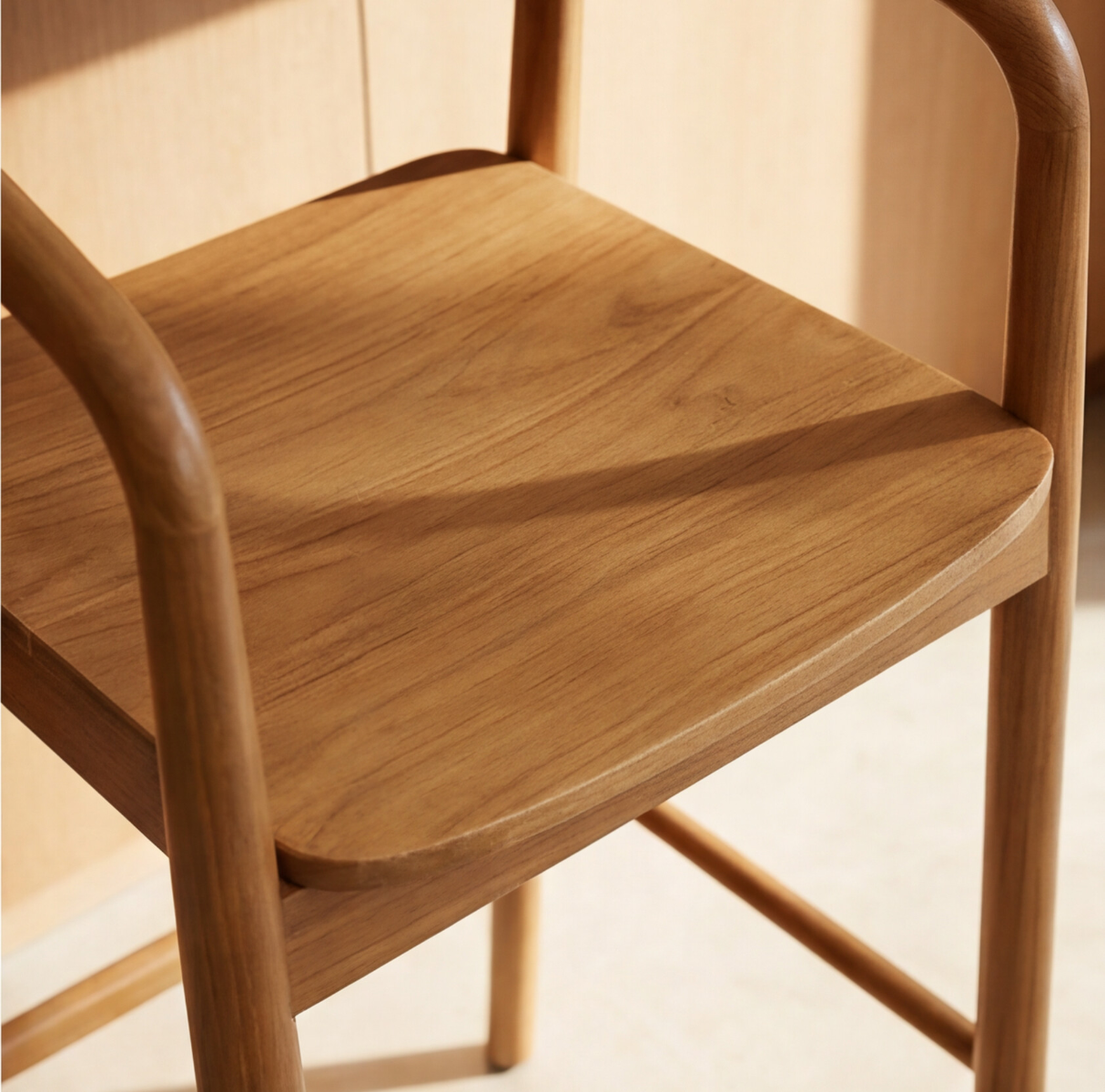 Chaise de bar en bois de teck June