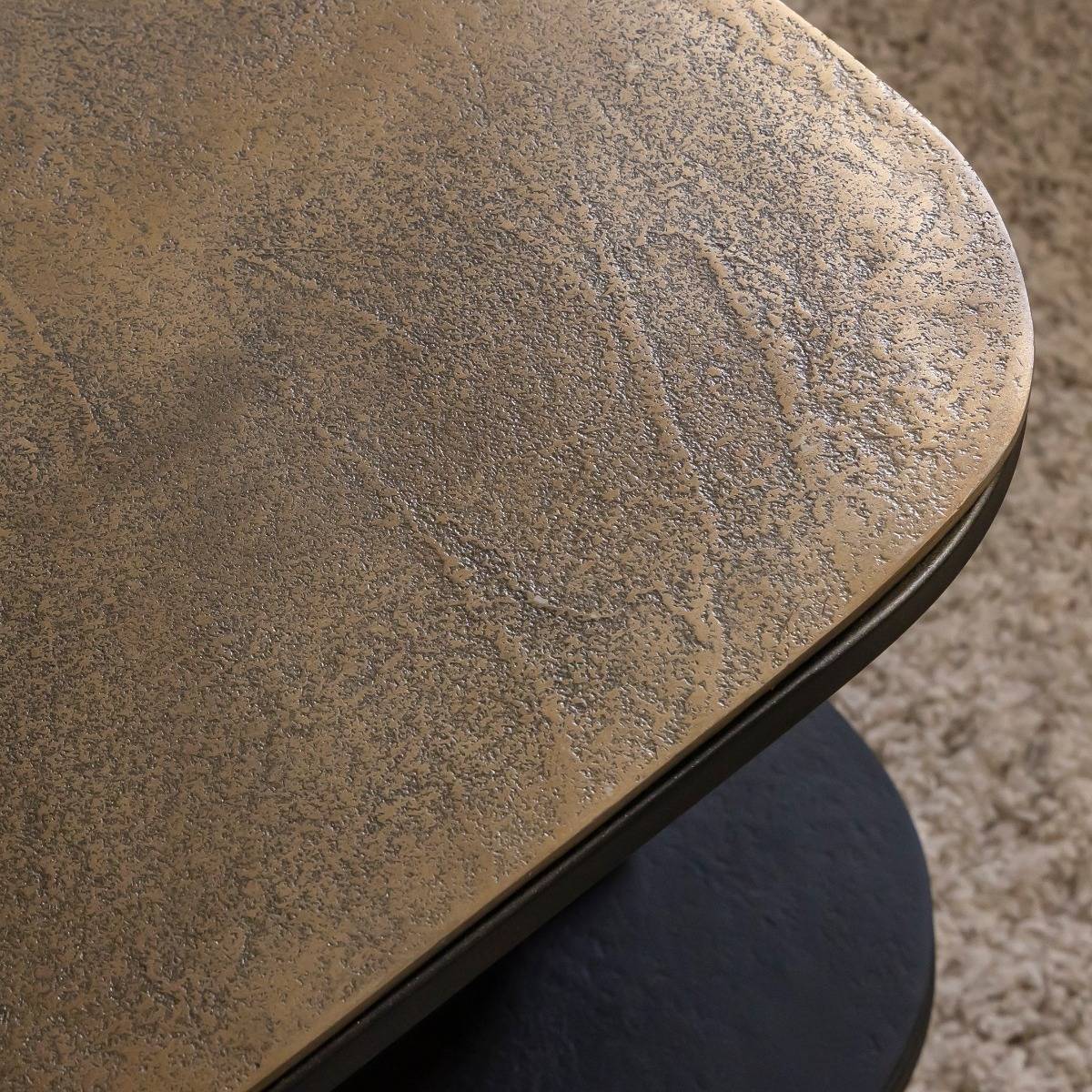 Table basse avec plateau en aluminium doré et métal noir Victoria