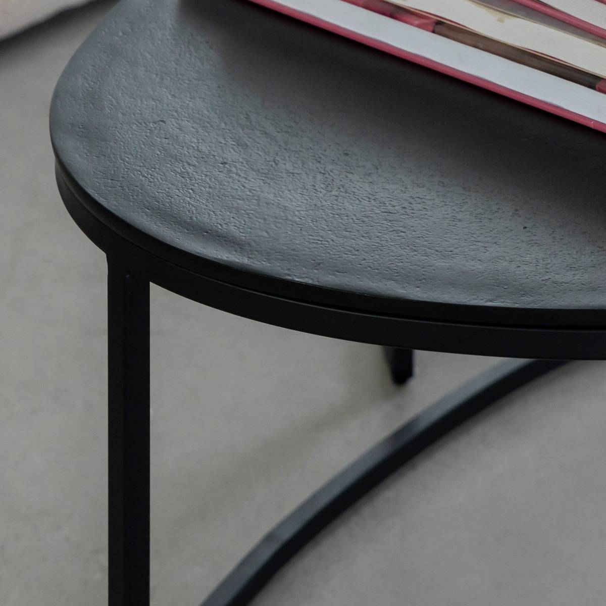 Table basse gigogne en aluminium doré et métal noir Victoria