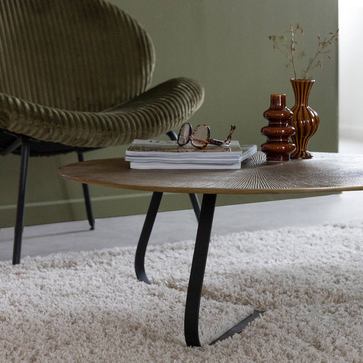Table basse ronde en aluminium doré et métal noir Aurèle